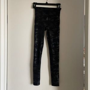 Spanx Camo Leggings Petite XS